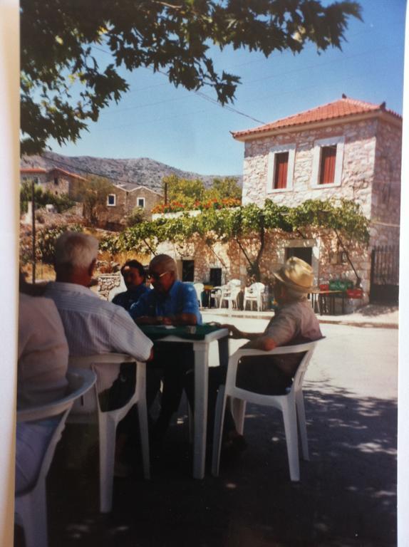 Philothea Guest House Mani Greece Mitziolena ภายนอก รูปภาพ